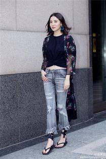 娱乐吃瓜酱挑牛仔裤